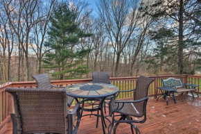 Family-Friendly Woodbury Home with Yard and Deck!